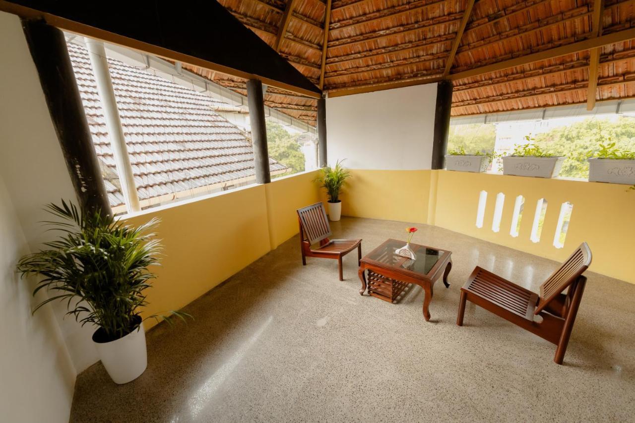 Seacoast Inn Fortkochi Fort Kochi Luaran gambar